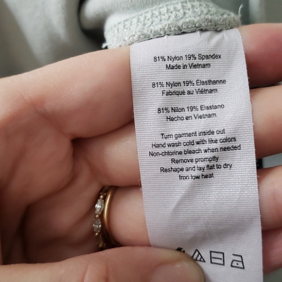 Alo yoga Sage green leggings with elastic detail - Picture 5 of 6